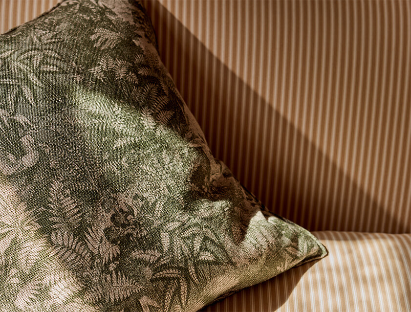 Spill Resistant RHS Ferns Toile Spring Green